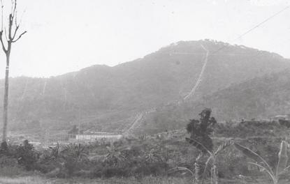 Sửa chữa đường ống thủy áp Nhà máy Thủy điện Đa Nhim (năm 1976)  